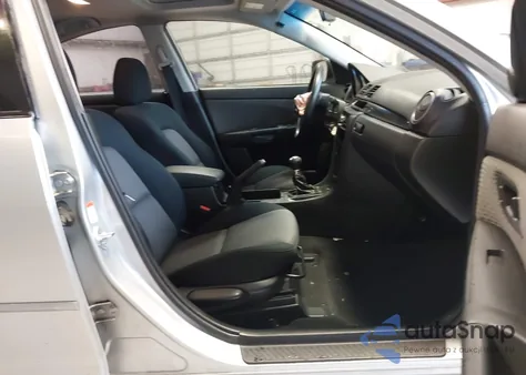 2006 Mazda Mazda3 I из США, поврежденный, VIN JM1BK32F561519554